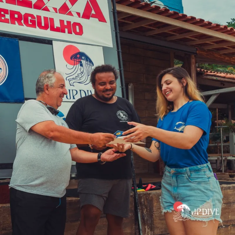 Certificação de mergulho open water
